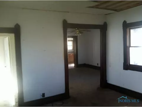 106 S Main St, Edon, OH 43518 photo 6