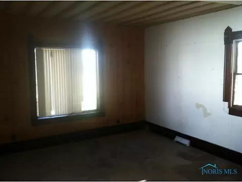 106 S Main St, Edon, OH 43518 photo 7