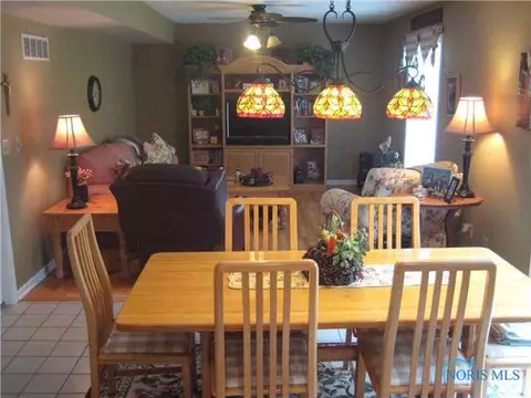 433 Connin St, Bryan, OH 43506 photo 4