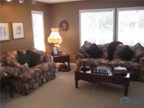 433 Connin St, Bryan, OH 43506 photo 6