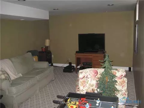 433 Connin St, Bryan, OH 43506 photo 14