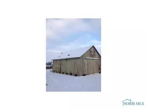10615 Sidle Rd, Van Wert, OH 45891 photo 2