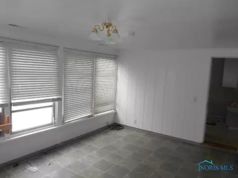 4349 Dorr St, Toledo, OH 43607 photo 6