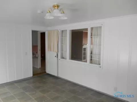 4349 Dorr St, Toledo, OH 43607 photo 7