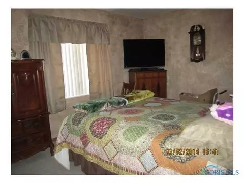 330 Gary Dr, Bryan, OH 43506 photo 12
