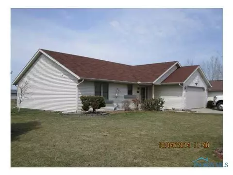 330 Gary Dr, Bryan, OH 43506 photo 2
