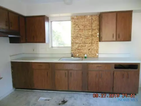 4137 Redondo, Toledo, OH 43607 photo 3