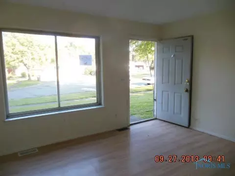 4137 Redondo, Toledo, OH 43607 photo 2