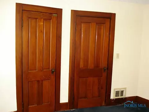 311 E Clinton St, Napoleon, OH 43545 photo 17