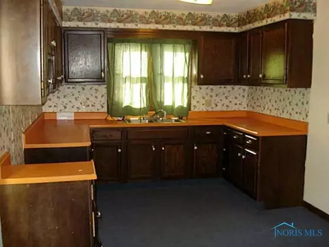 311 E Clinton St, Napoleon, OH 43545 photo 9