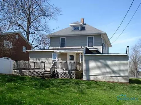 311 E Clinton St, Napoleon, OH 43545 photo 4