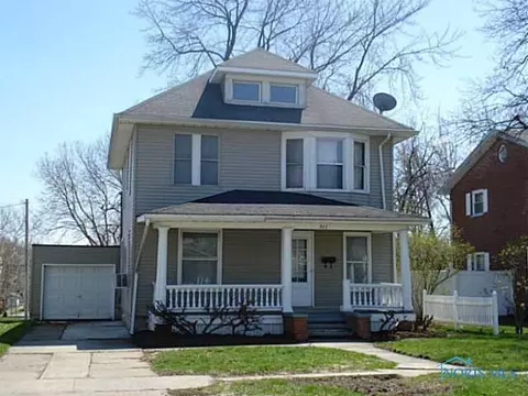 311 E Clinton St, Napoleon, OH 43545 photo 2
