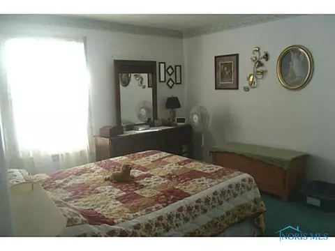 203 Ivy Ct, Walbridge, OH 43465 photo 7