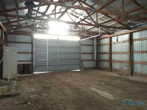 214 Maple St, Bradner, OH 43406 photo 8