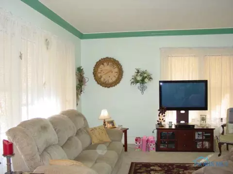 318 S Walnut, Bryan, OH 43506 photo 5