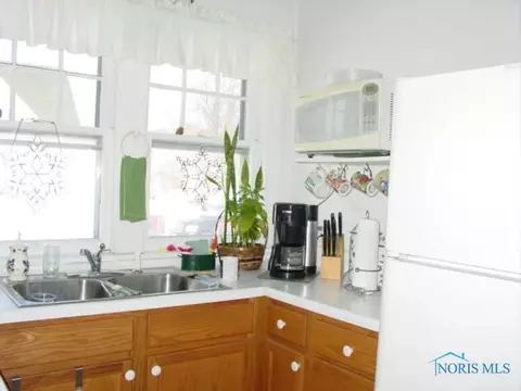 318 S Walnut, Bryan, OH 43506 photo 6