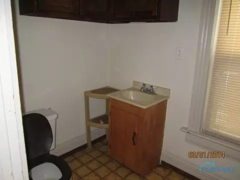 933 Avondale Ave, Toledo, OH 43607 photo 5