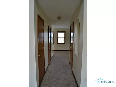 800 Greenview Ave, Delta, OH 43515 photo 3