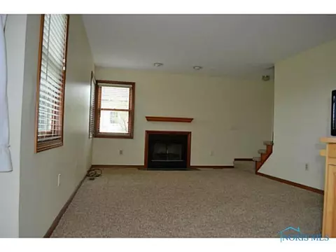 800 Greenview Ave, Delta, OH 43515 photo 4