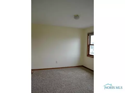 800 Greenview Ave, Delta, OH 43515 photo 5