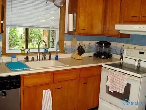 405 Williams St, Holgate, OH 43527 photo 11