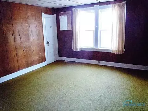 26187 E Broadway, Walbridge, OH 43465 photo 4