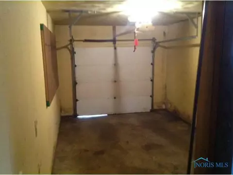 814 Independence Rd, Toledo, OH 43607 photo 8
