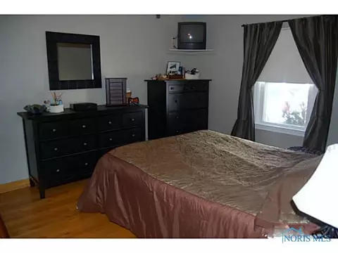 1405 E 3rd St, Ottawa, OH 45875 photo 5