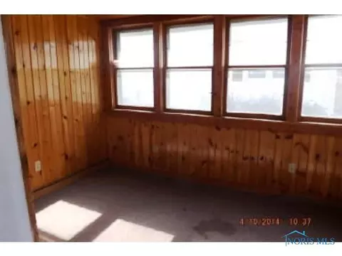 111 E Maple St, Deshler, OH 43516 photo 6