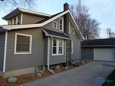 110 Lincoln St, Lyons, OH 43533 photo 3