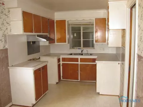 126 Richards Rd, Toledo, OH 43607 photo 4