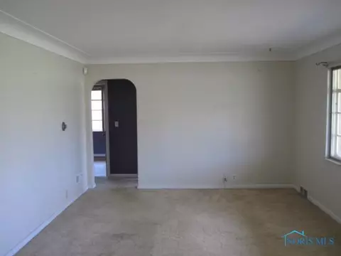 126 Richards Rd, Toledo, OH 43607 photo 2