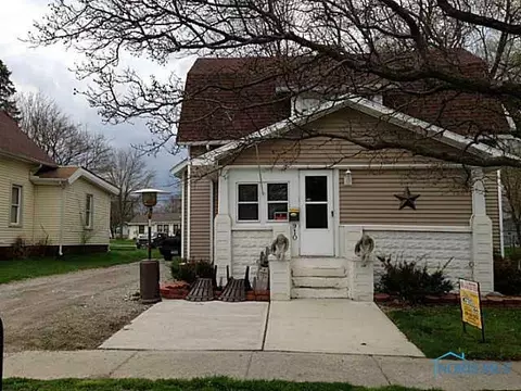 910 S Main St, Bryan, OH 43506 photo 3