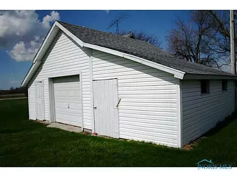 6521 St Rt 101, Clyde, OH 43410 photo 3