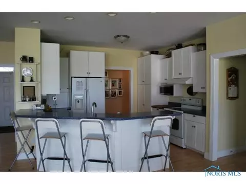308 Schlatter Rd, Archbold, OH 43502 photo 4