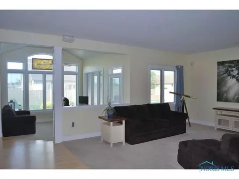308 Schlatter Rd, Archbold, OH 43502 photo 3