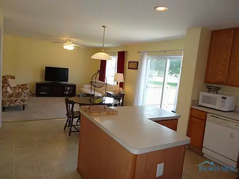 336 Walker Ave, Luckey, OH 43443 photo 9