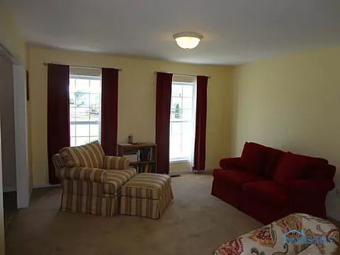 336 Walker Ave, Luckey, OH 43443 photo 3