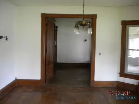 157 E Main St, Wayne, OH 43466 photo 5