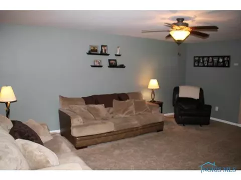9890 Defiance Pike, Wayne, OH 43466 photo 5