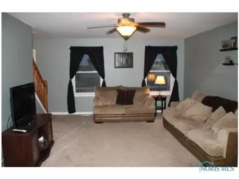 9890 Defiance Pike, Wayne, OH 43466 photo 4