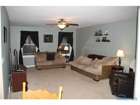 9890 Defiance Pike, Wayne, OH 43466 photo 3