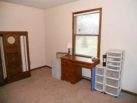 137 Oak Meadows Dr, Bryan, OH 43506 photo 9