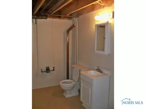 2327 Valeway Dr, Toledo, OH 43613 photo 11