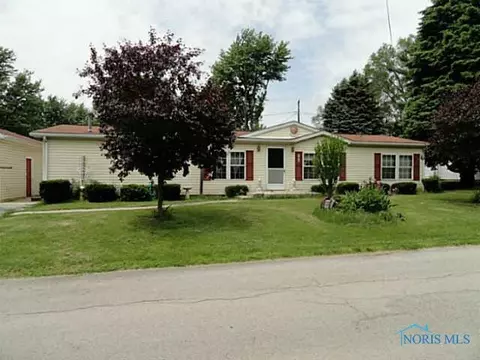 147 Lockhart Ave, Wayne, OH 43466 photo 1