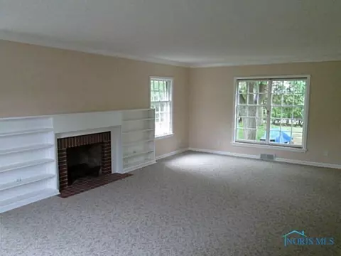 1114 Main, Genoa, OH 43430 photo 10