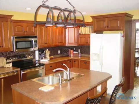 02968 County Road 10, Bryan, OH 43506 photo 2
