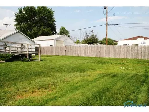 1025 Grasser St, Oregon, OH 43616 photo 19