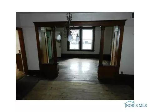 301 N Main St, Antwerp, OH 45813 photo 8