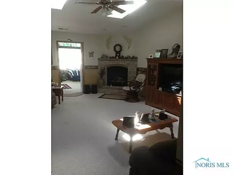 206 Gary Dr, Bryan, OH 43506 photo 8